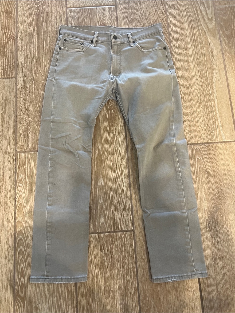 Levi's Straight Jeans in Light Gray